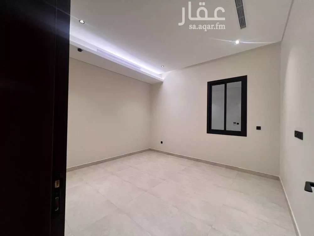 5 bedroom apartment in Al Nahda 10