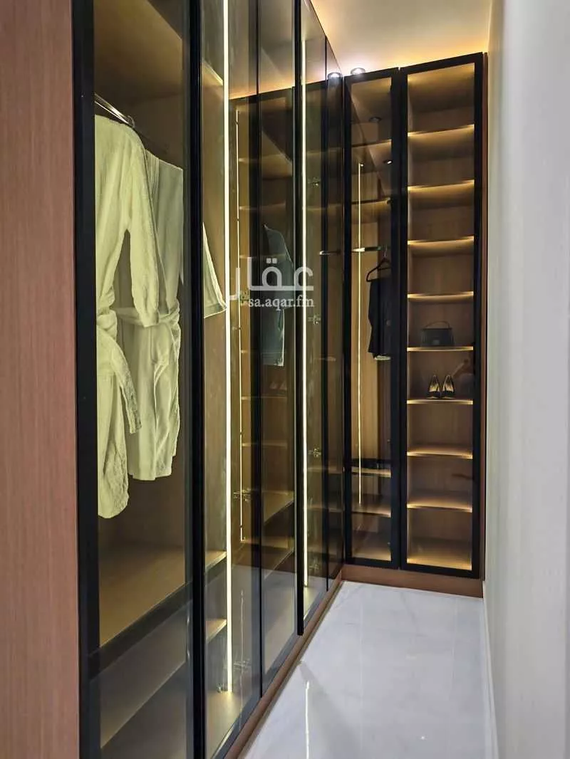 3 bedroom apartment in Al Salam, Madinah 4