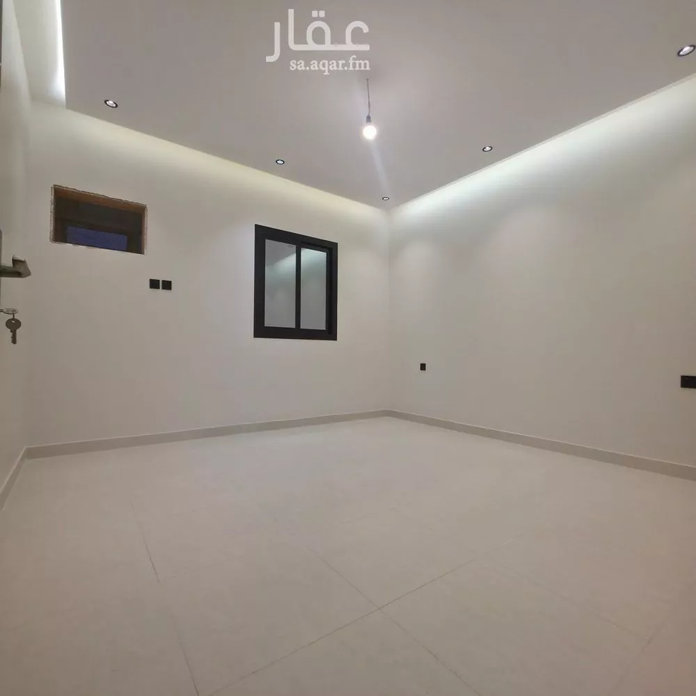 شقة 4 غرف في النخيل 2