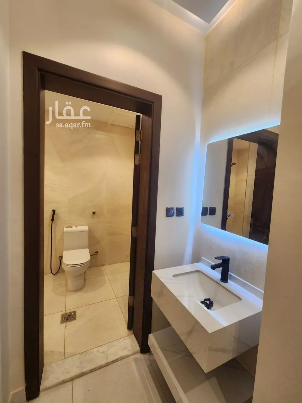 5 bedroom apartment in Al Wahah 6