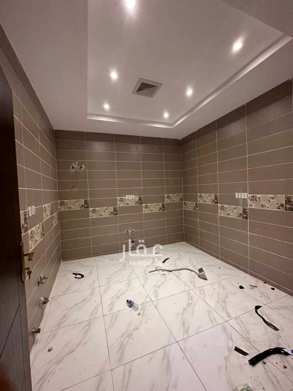 4 bedroom apartment in Al Wahah 6