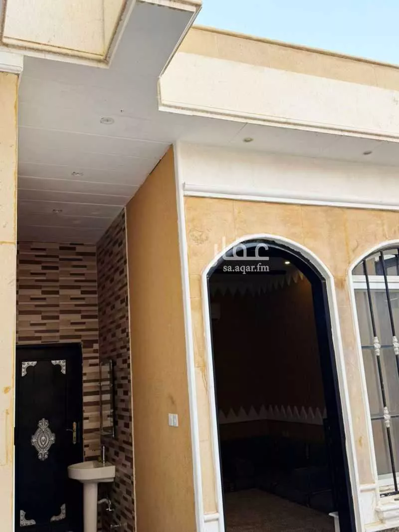 7 bedroom villa in Dhahrat Namar, Riyadh