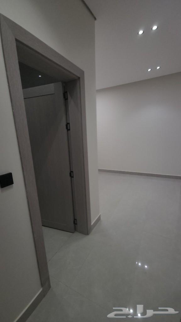 4 bedroom villa in Al Bayan, Riyadh 7