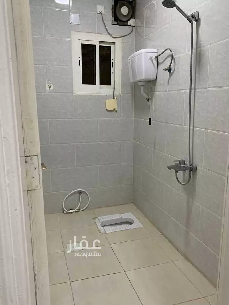 2 bedroom apartment in Bir Uthman, Madinah 3