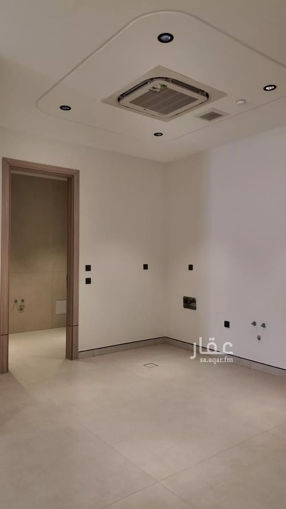 7 bedroom apartment in Al Salamah 10