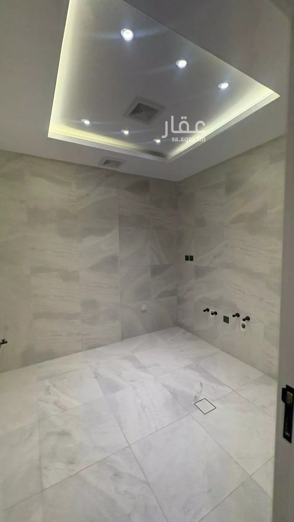 4 bedroom apartment in Al Wahah 6