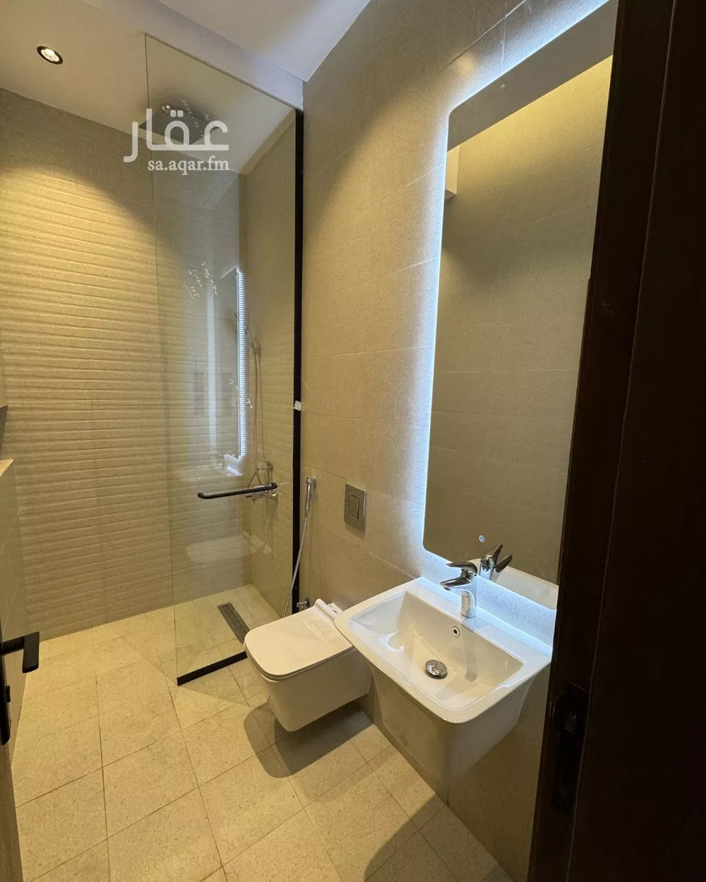 2 bedroom apartment in Al Salamah 9