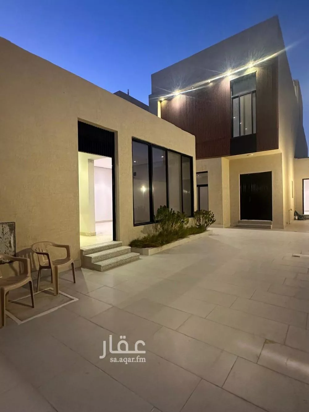 فيلا 8 غرف في الفرسان 2