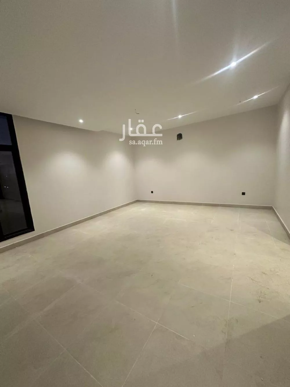 فيلا 8 غرف في الفرسان 9