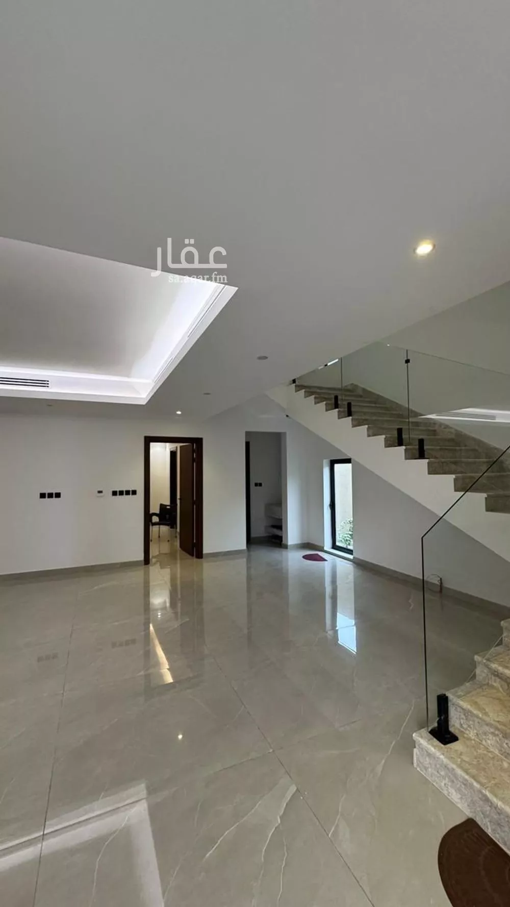 فيلا 6 غرف في السيف 11