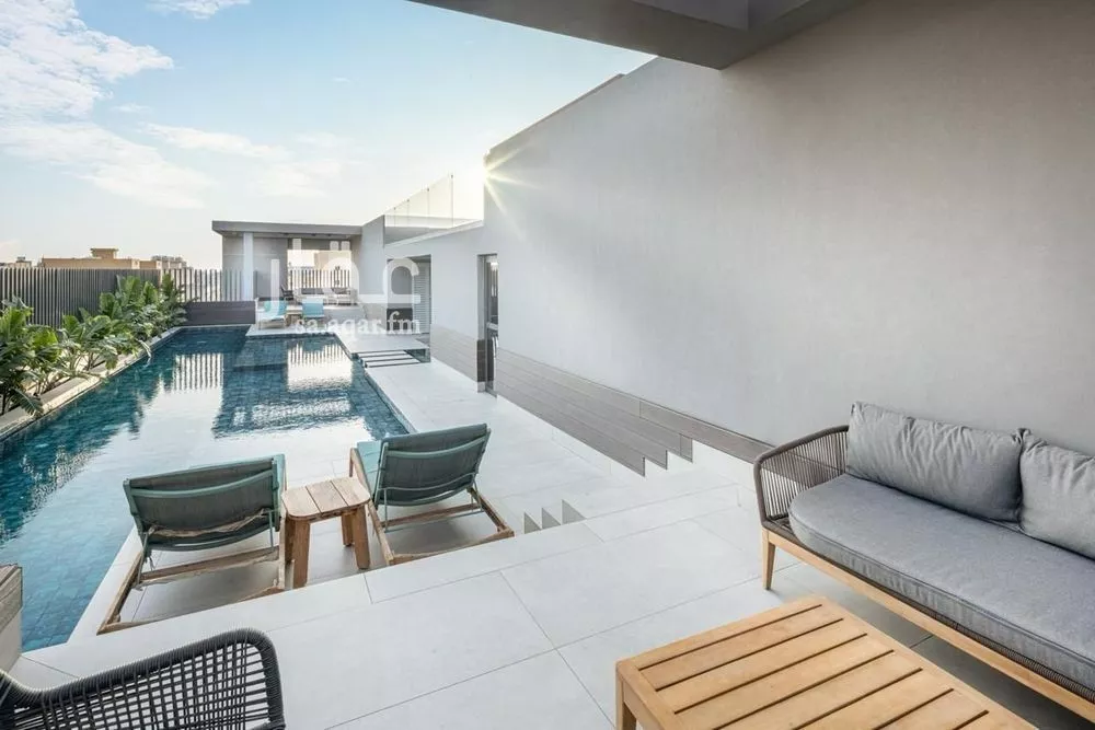 6 bedroom apartment in Al Rawdah 6