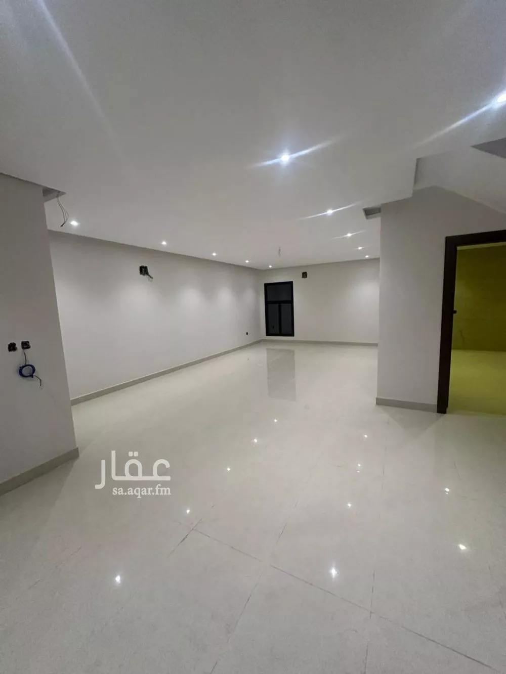 فيلا 8 غرف في الفرسان 9