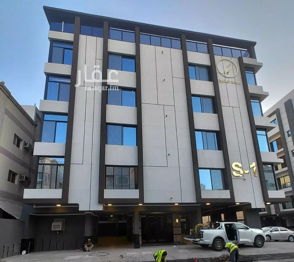 4 bedroom apartment in Al Rawdah 2