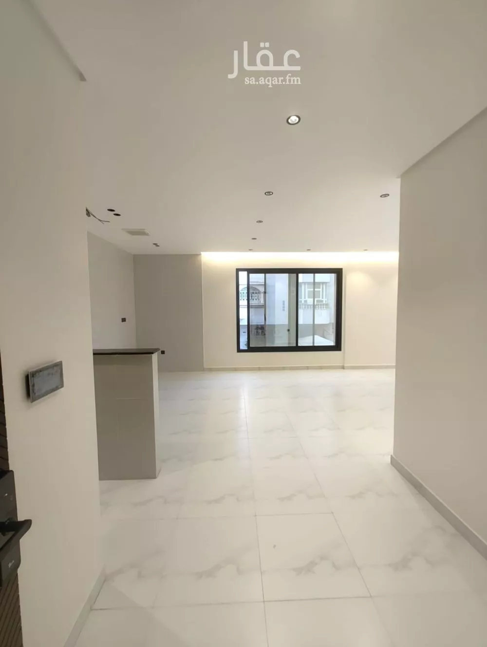 4 bedroom apartment in Al Rawdah 5