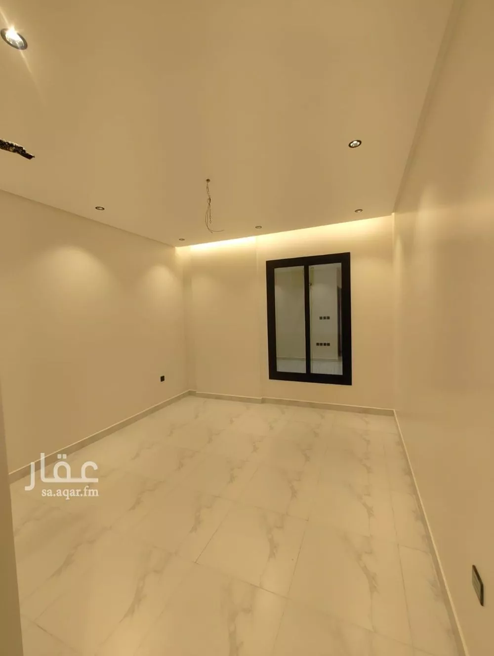4 bedroom apartment in Al Rawdah 8