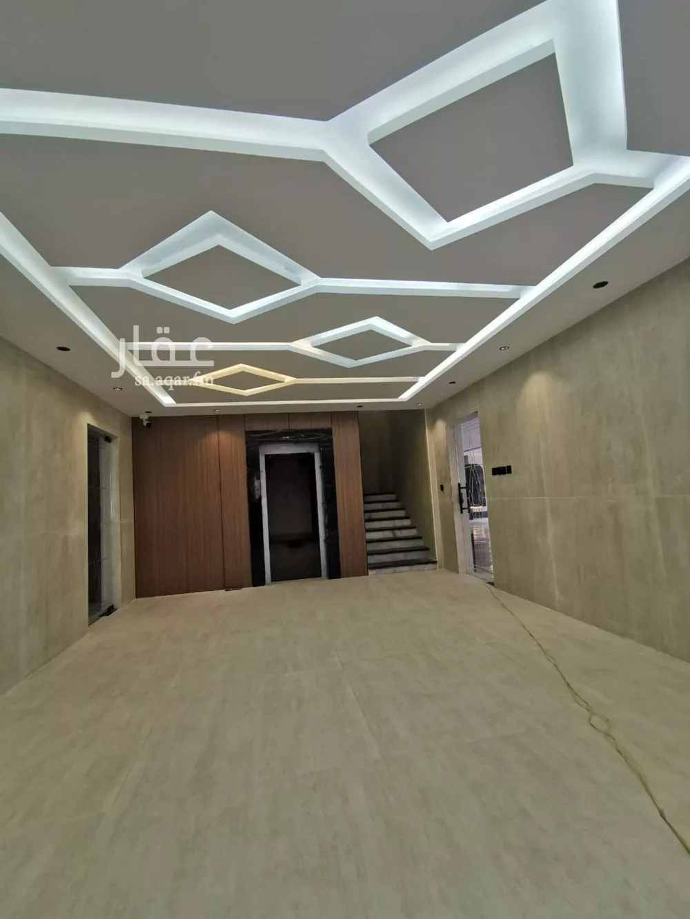 3 bedroom apartment in Al Rawdah 4