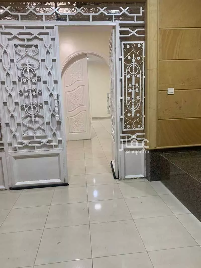 2 bedroom apartment in Bir Uthman, Madinah 5