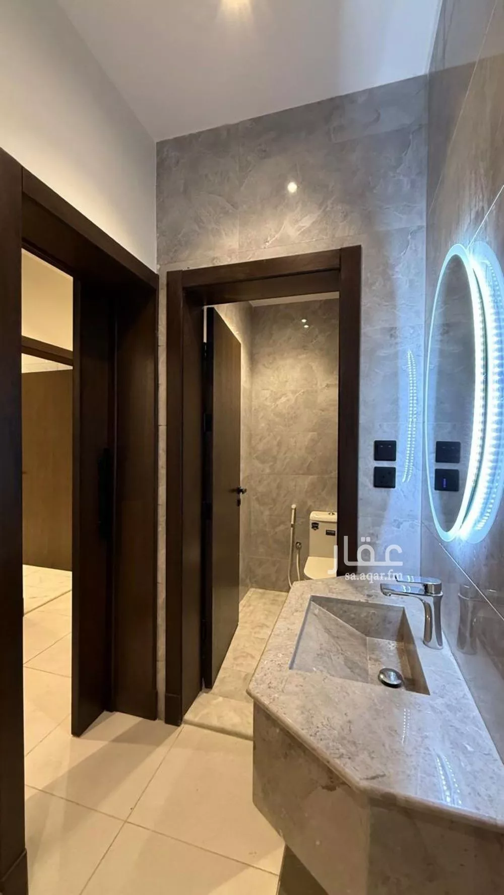 4 bedroom apartment in Al Safa 9