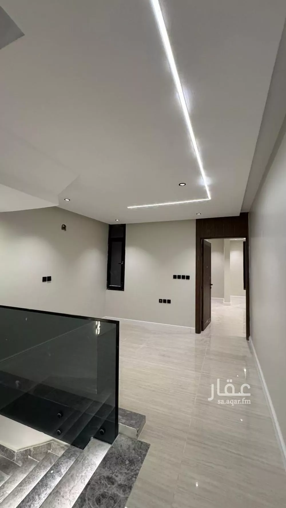 فيلا 5 غرف في ضاحية الملك فهد 13