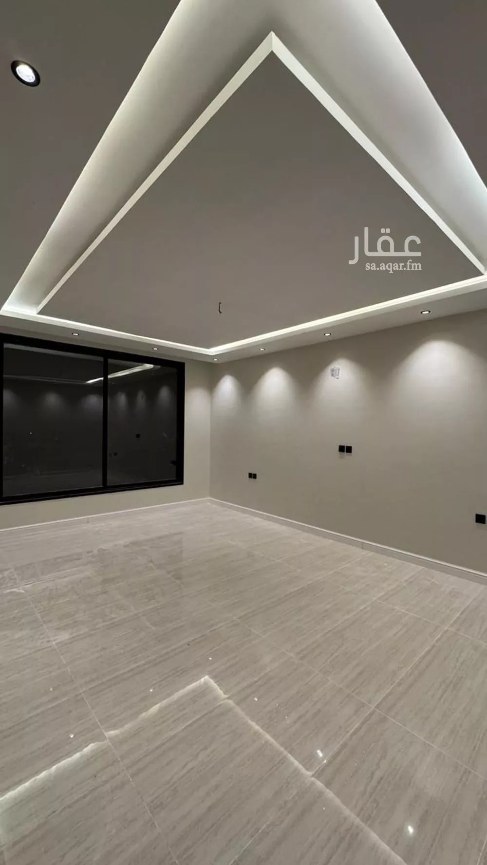 فيلا 5 غرف في ضاحية الملك فهد 15