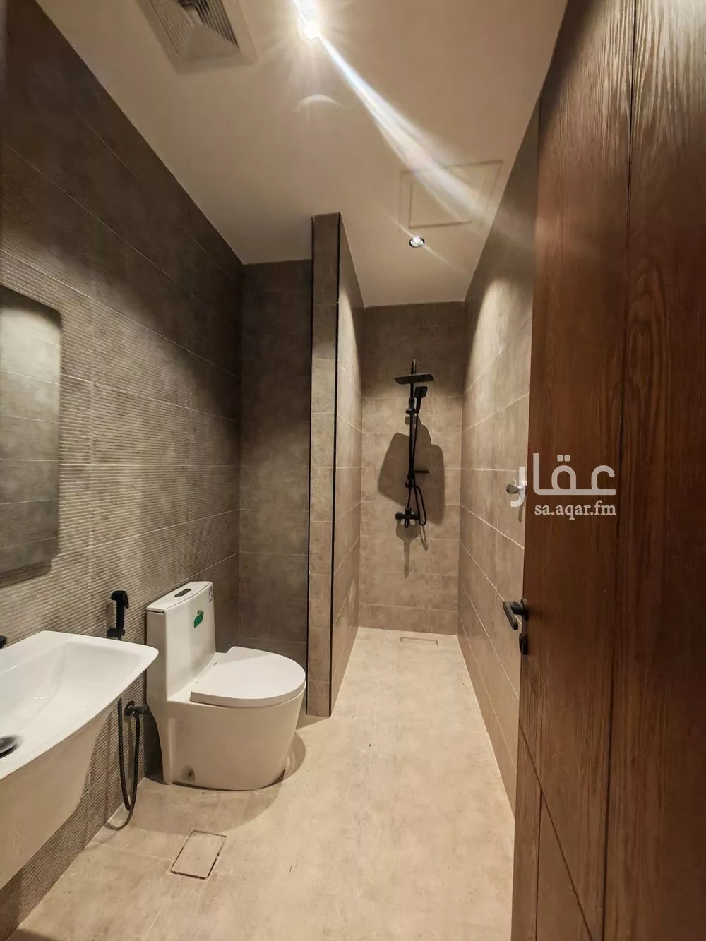 5 bedroom apartment in Al Salamah 13