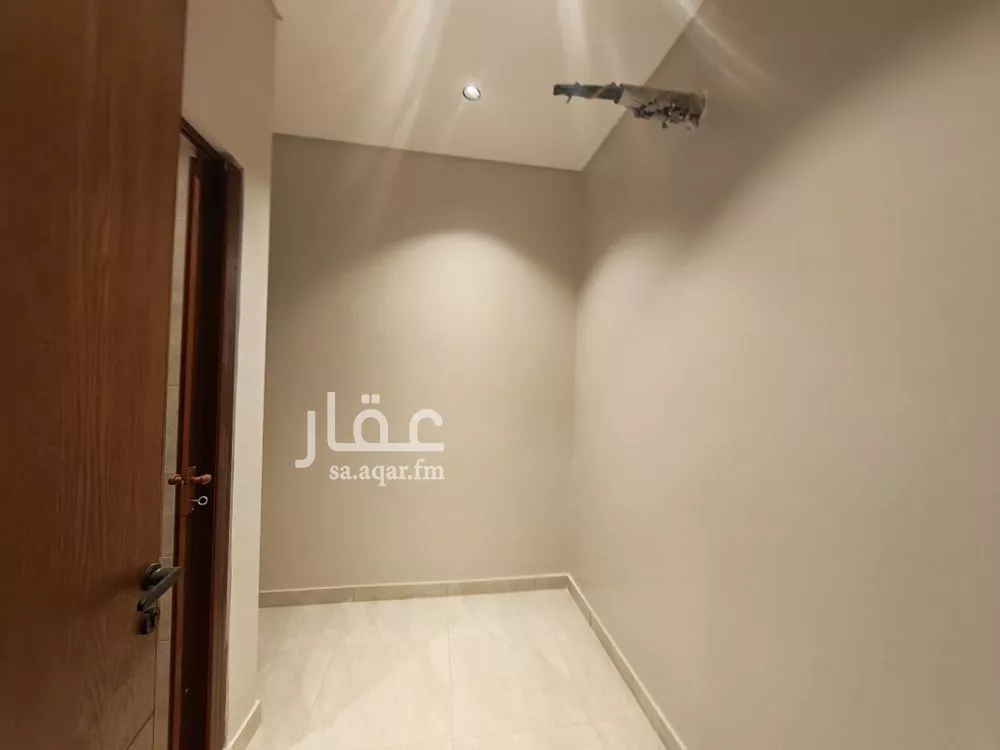 5 bedroom apartment in Al Salamah 6