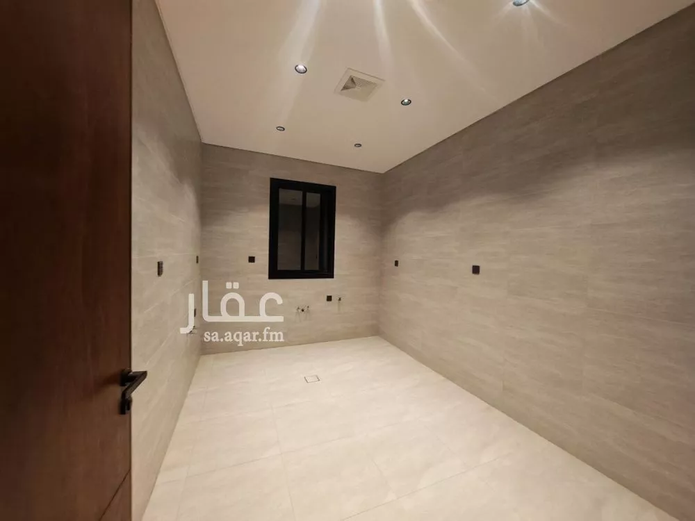 5 bedroom apartment in Al Salamah 7