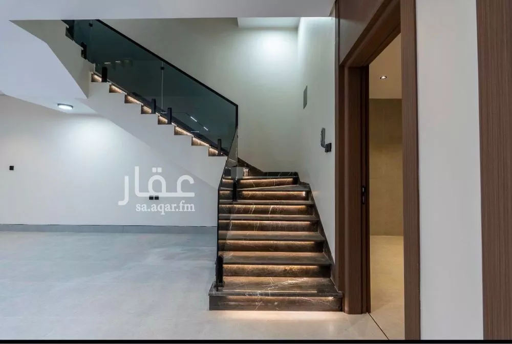 فيلا 6 غرف في ضاحية الملك فهد 19