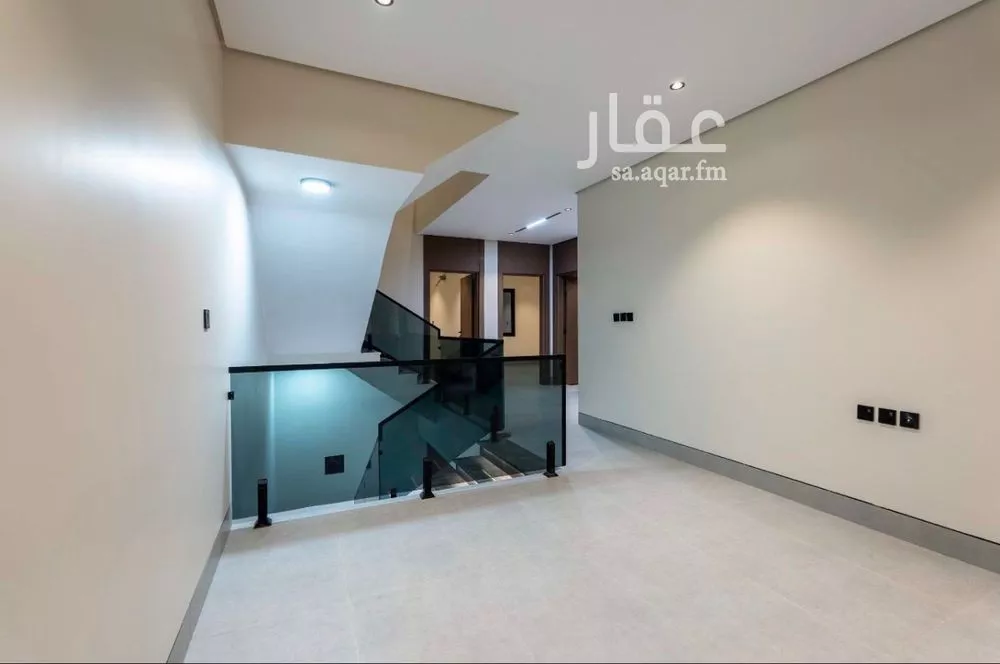 فيلا 6 غرف في ضاحية الملك فهد 23