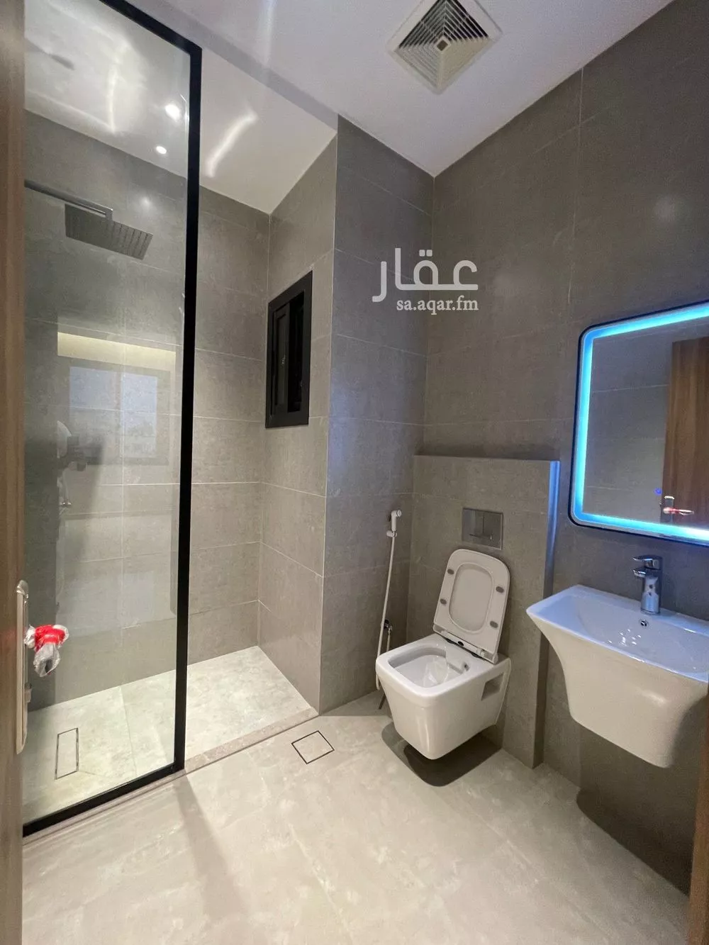 4 bedroom apartment in Al Safa 6