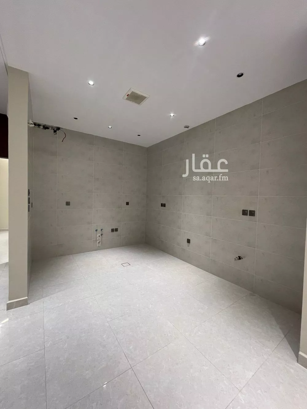 4 bedroom apartment in Al Safa 7
