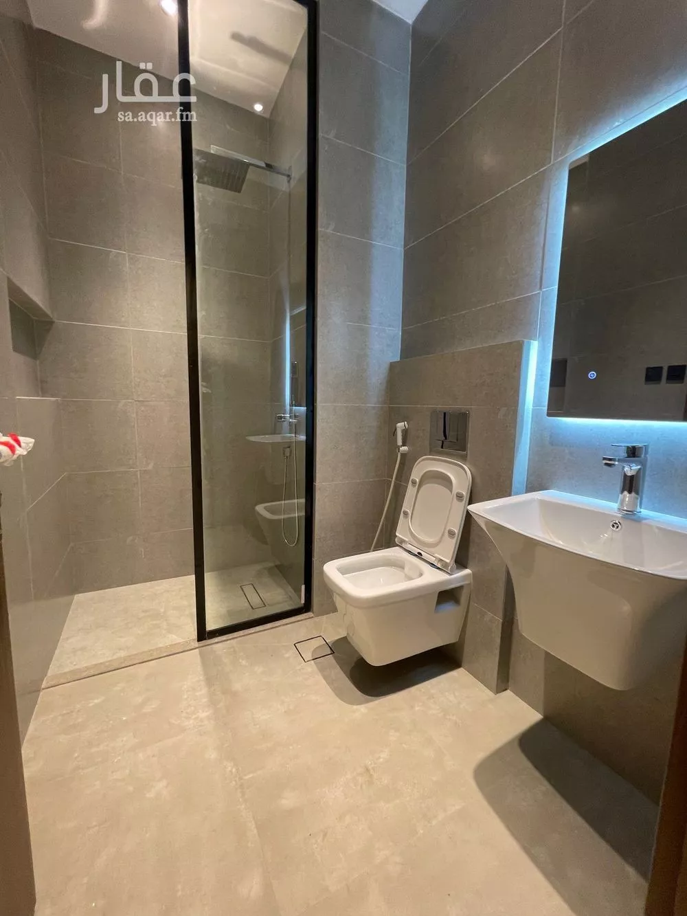 4 bedroom apartment in Al Safa 10