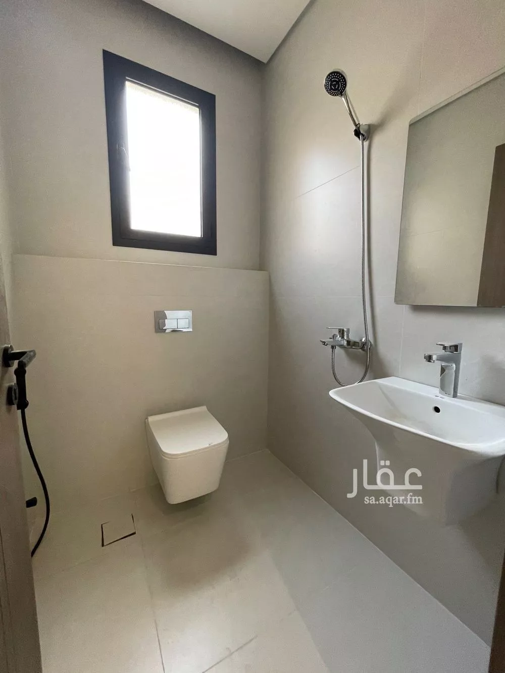 4 bedroom apartment in Al Rabwa 9