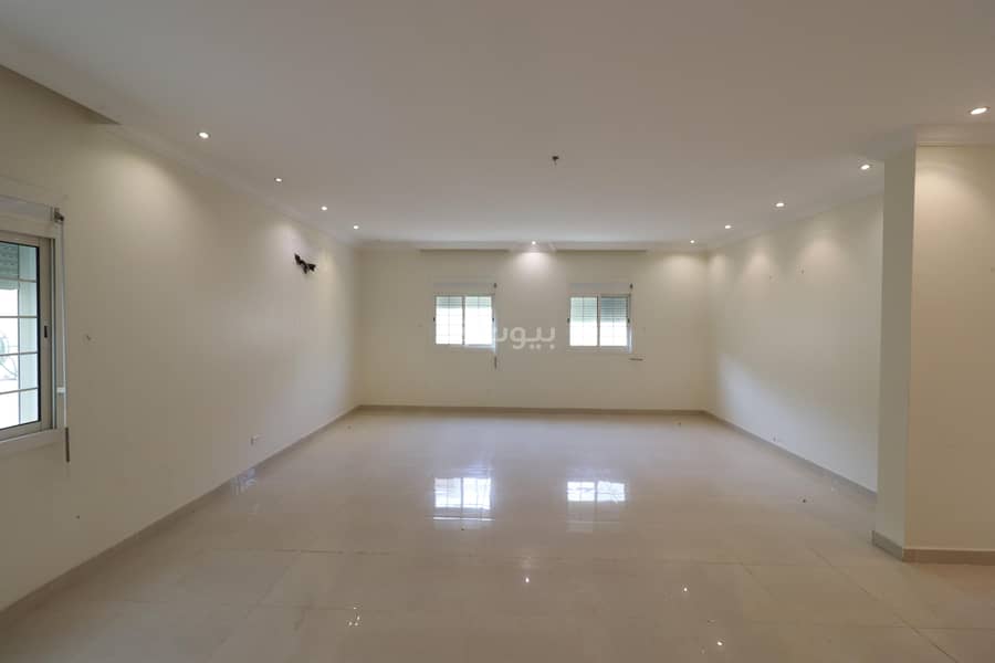 4 bedroom villa in Al Zahra, Jeddah 3
