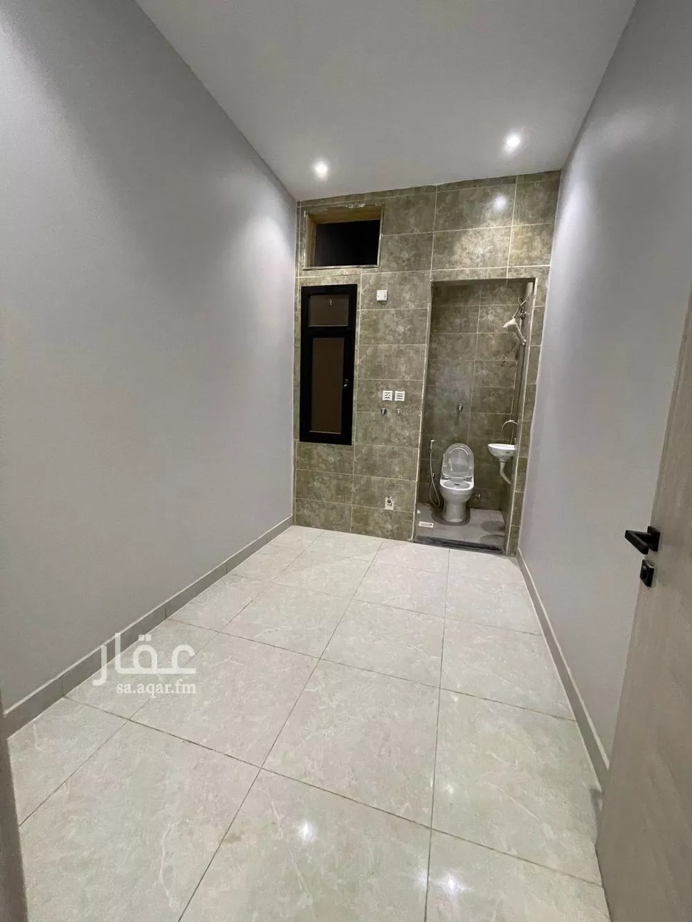 6 bedroom apartment in Al Wurud 5