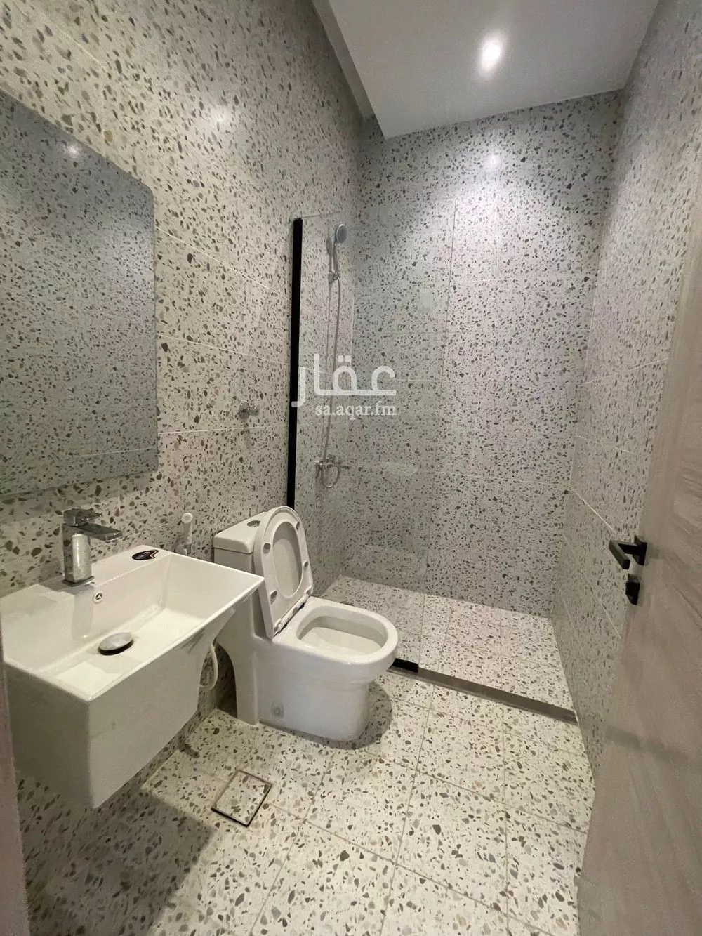 6 bedroom apartment in Al Wurud 10