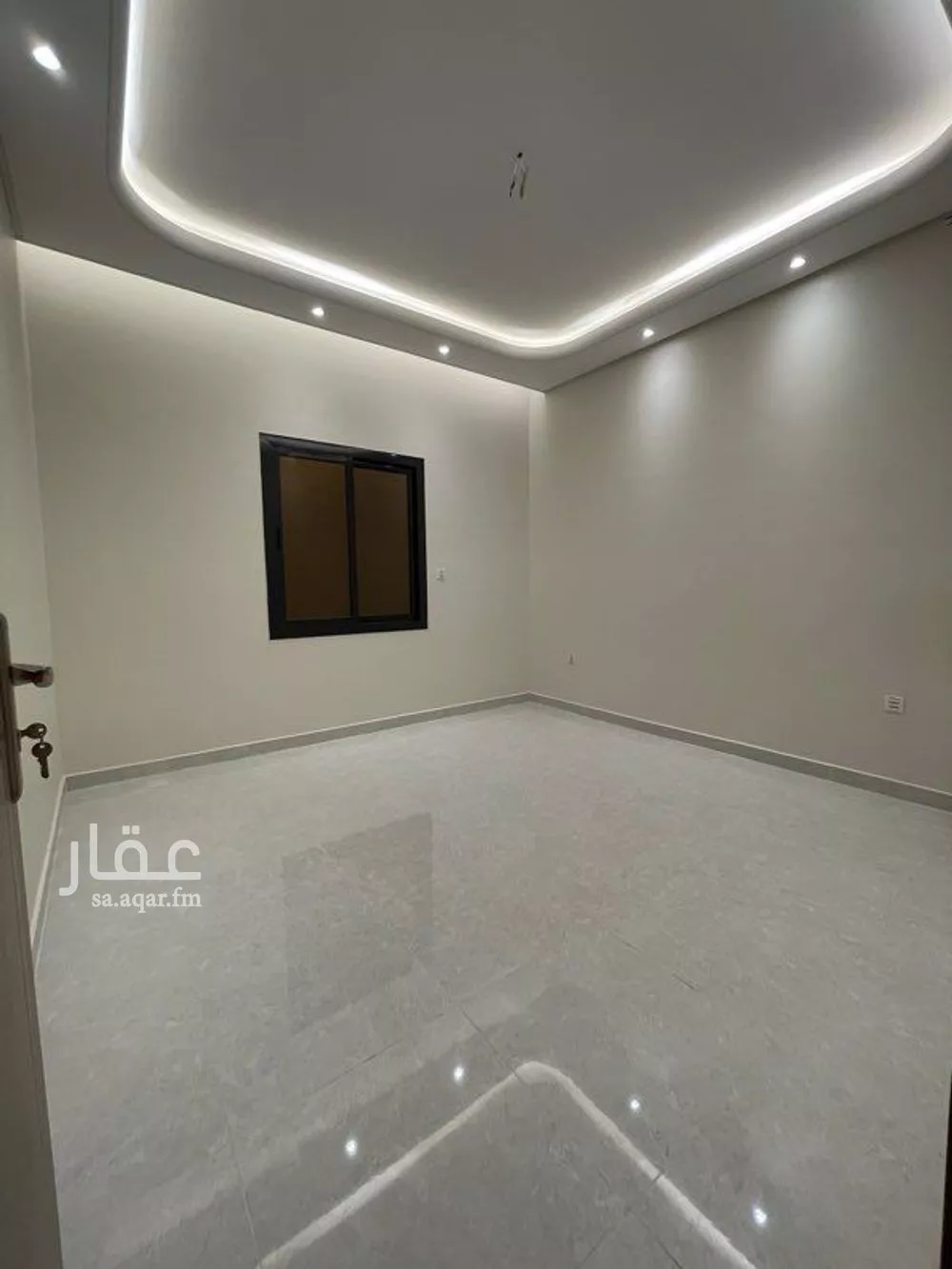 4 bedroom apartment in Al Aziziyah 11