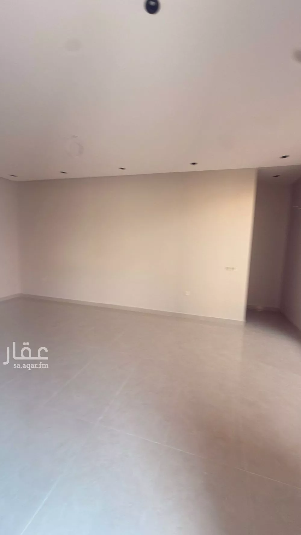 فيلا 6 غرف في طيبة 11