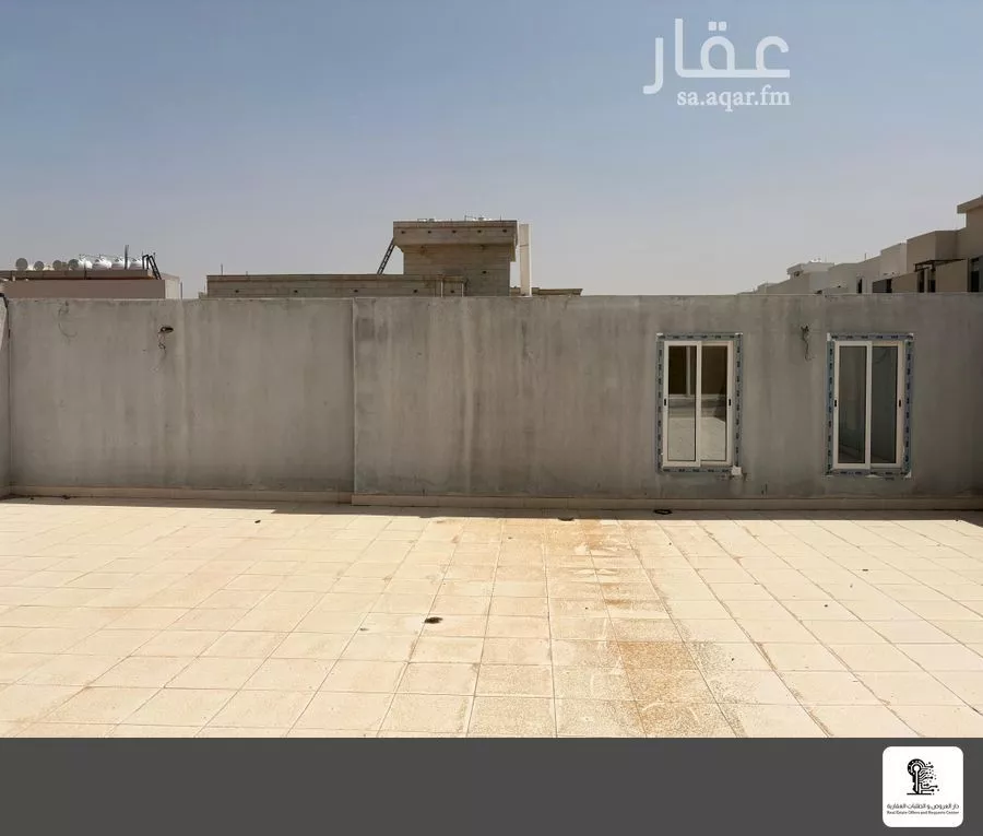 شقة 5 غرف في الواحة 12