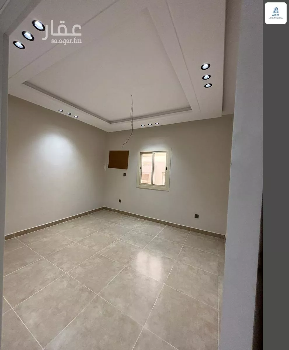 4 bedroom apartment in Muraykh 2