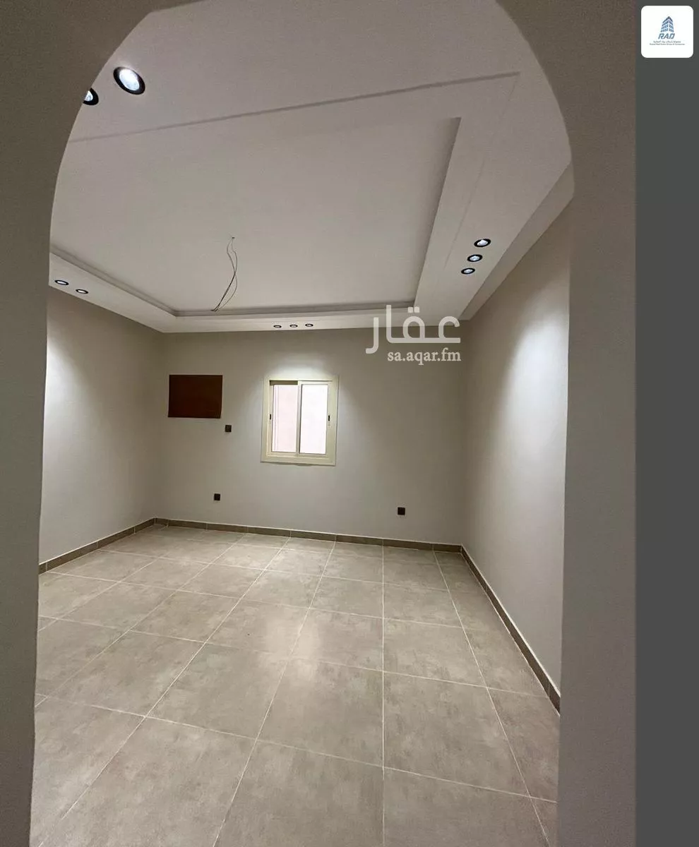 4 bedroom apartment in Muraykh 3