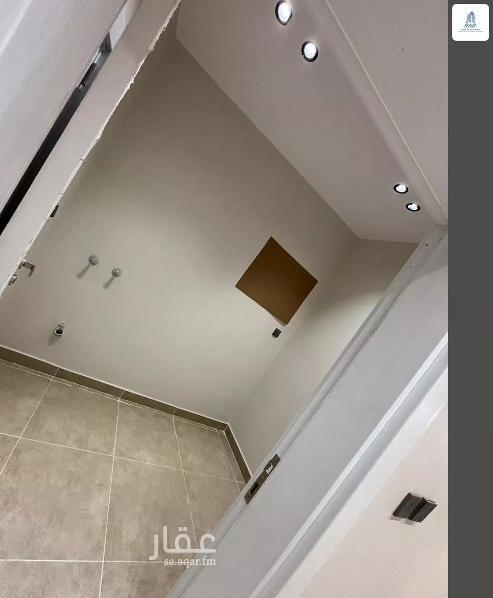 4 bedroom apartment in Muraykh 10