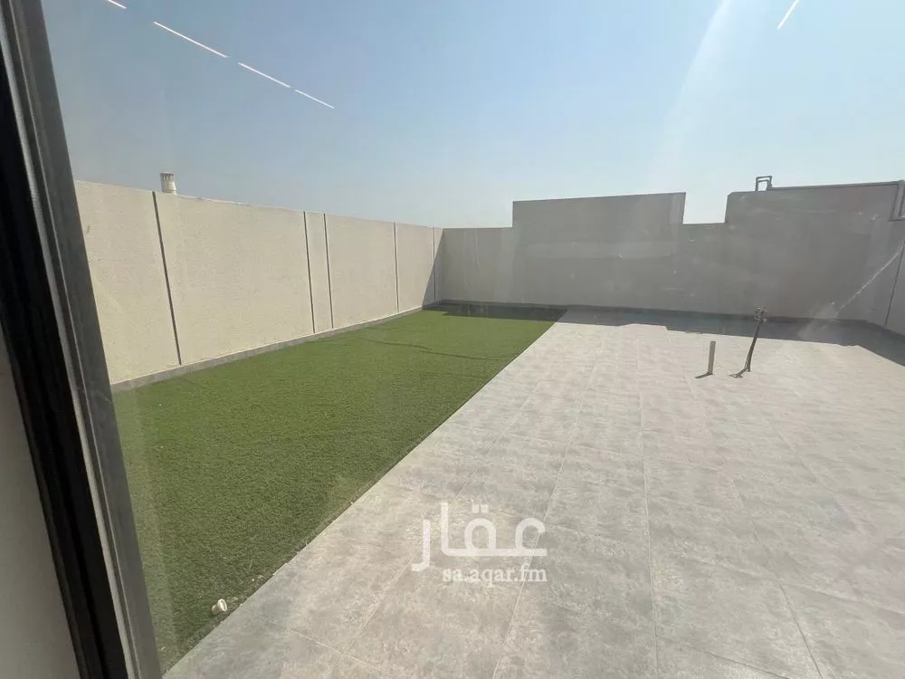 5 bedroom villa in Al Fanar, Eastern Province 5