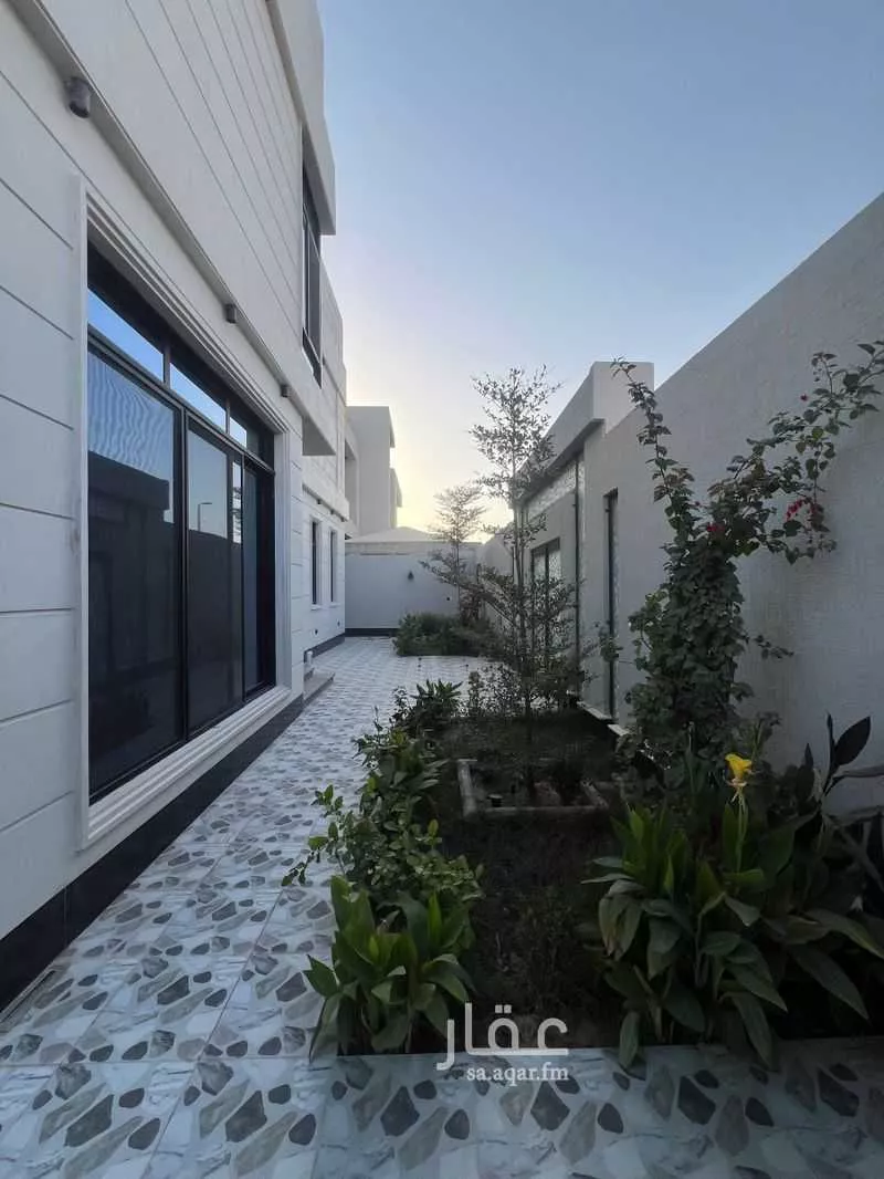 11 bedroom villa in As Sadafah 2