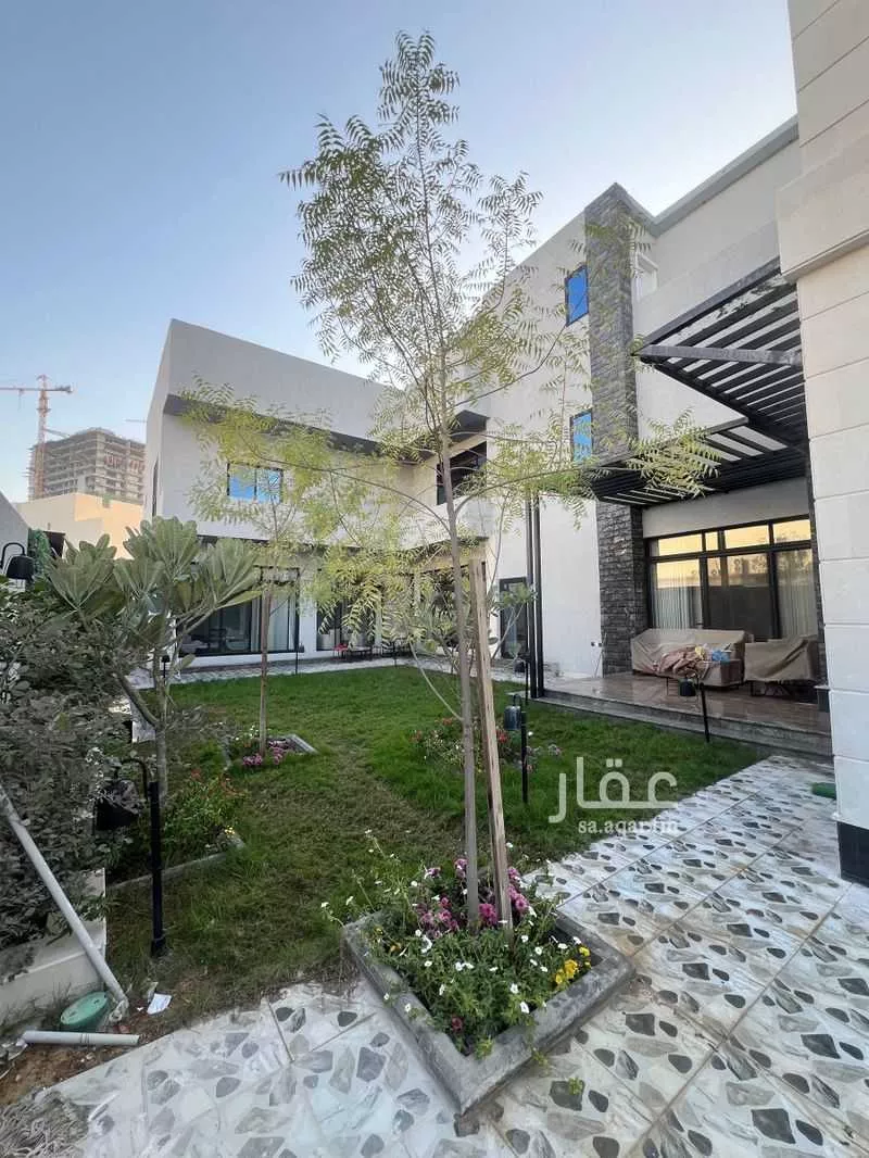 11 bedroom villa in As Sadafah 8