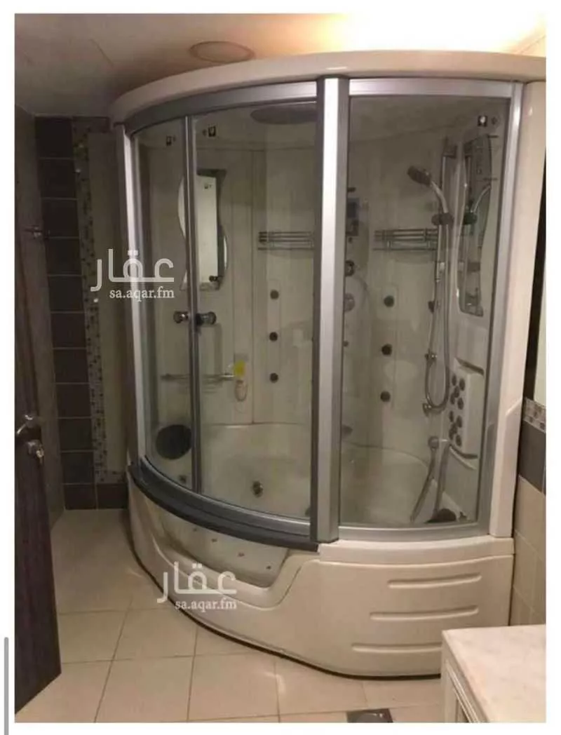 5 bedroom villa in Ash Shati Al Gharbi 3