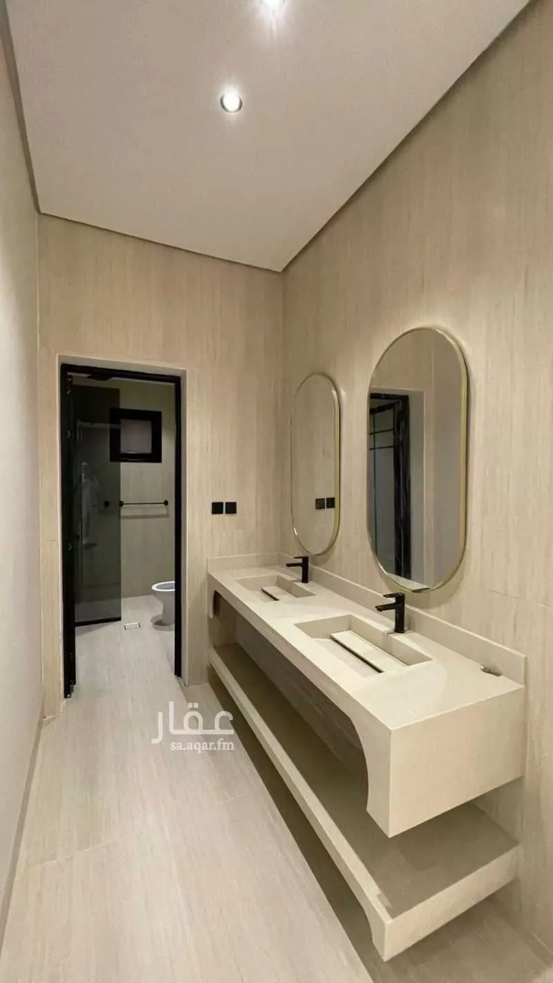 5 bedroom villa in Ash Sharq 15