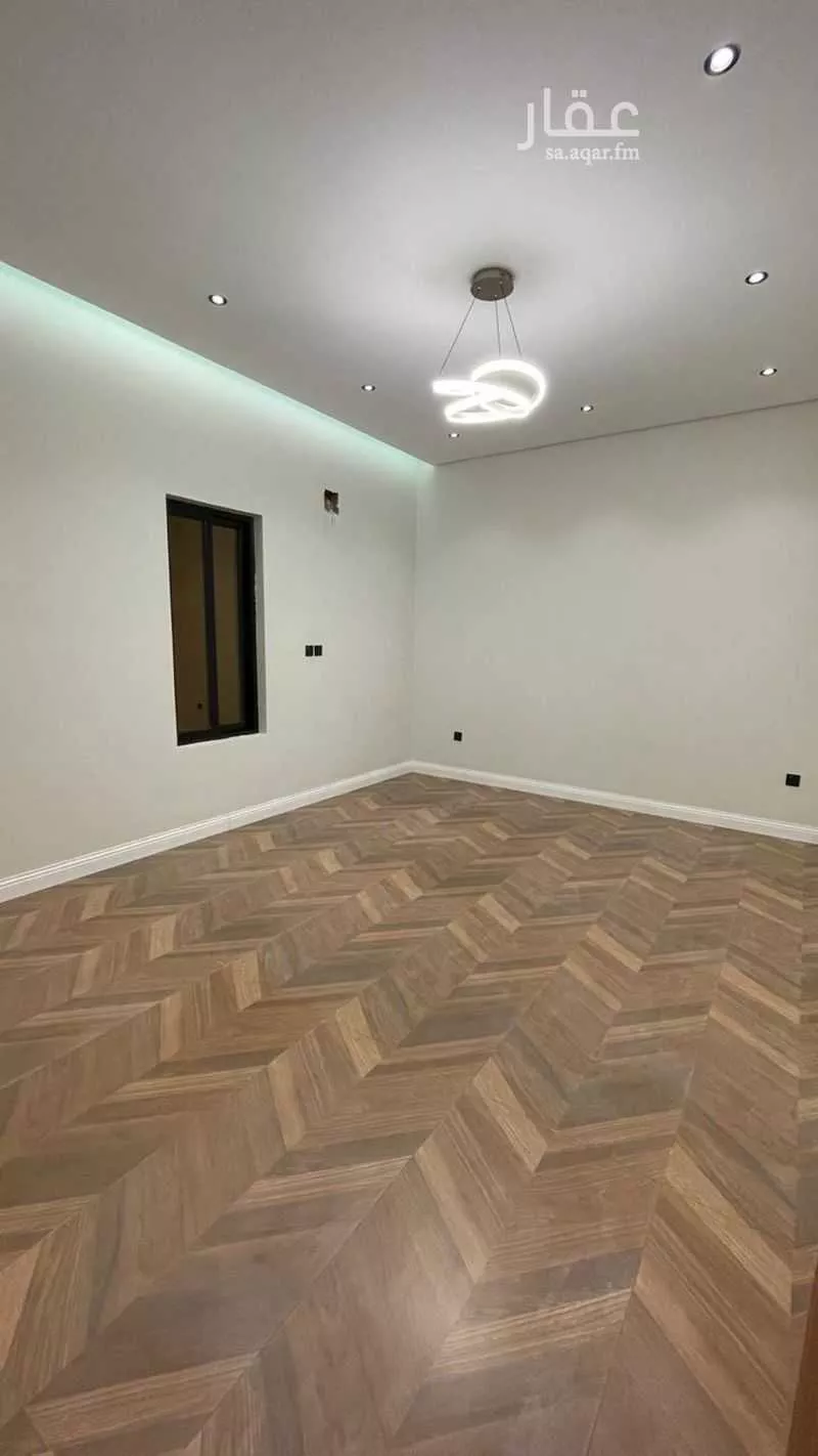 5 bedroom villa in Ash Sharq 17