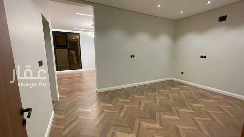 5 bedroom villa in Ash Sharq 21