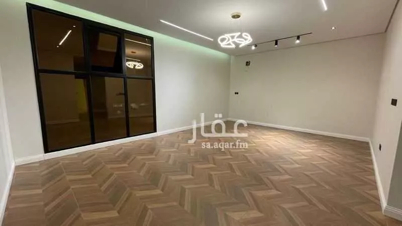 5 bedroom villa in Ash Sharq 24
